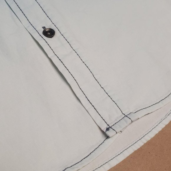 Lucky Brand Chambray Shirt Size Small Blue - Picture 3 of 7